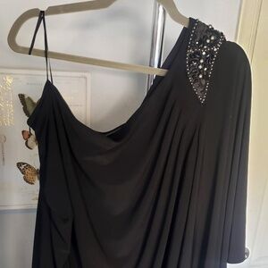 Sexy black dress! Looks amazing!